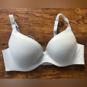 Victoria’s Secret Infinity Flex bra